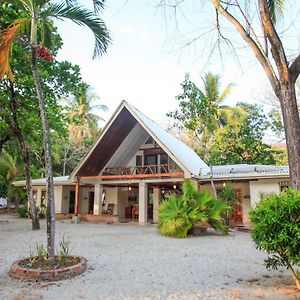 Casa Cecilia Beach Front